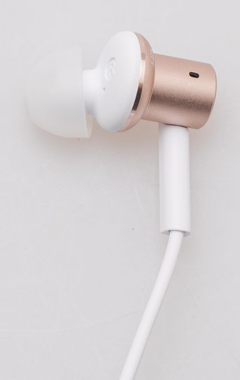 1 (10)_xiaomi_hybrid_dual_drivers_earphones_piston_4.jpg